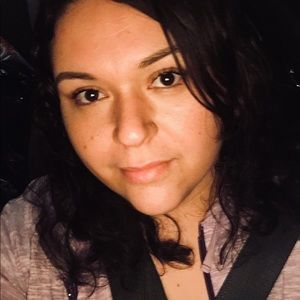 Meet your Posher, Ivette